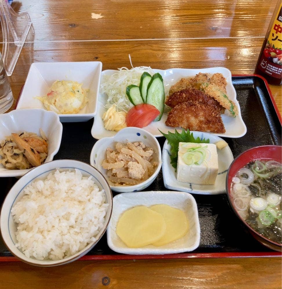 じんや