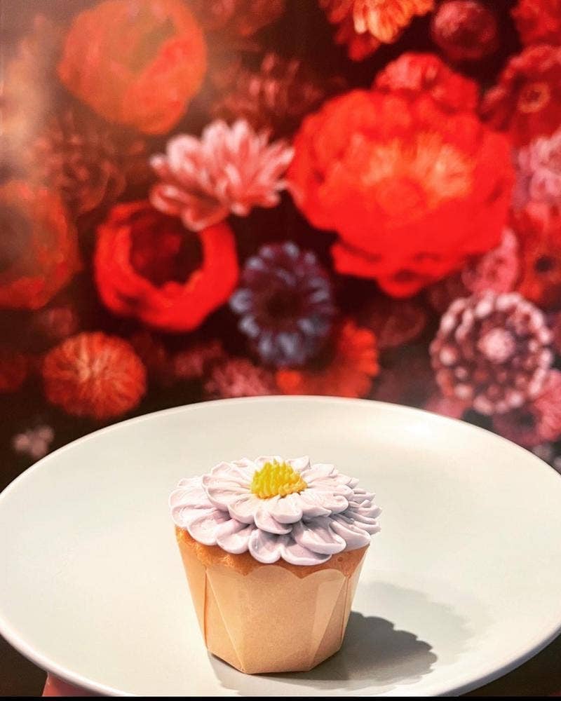 BlueMoon Flower &Cafe