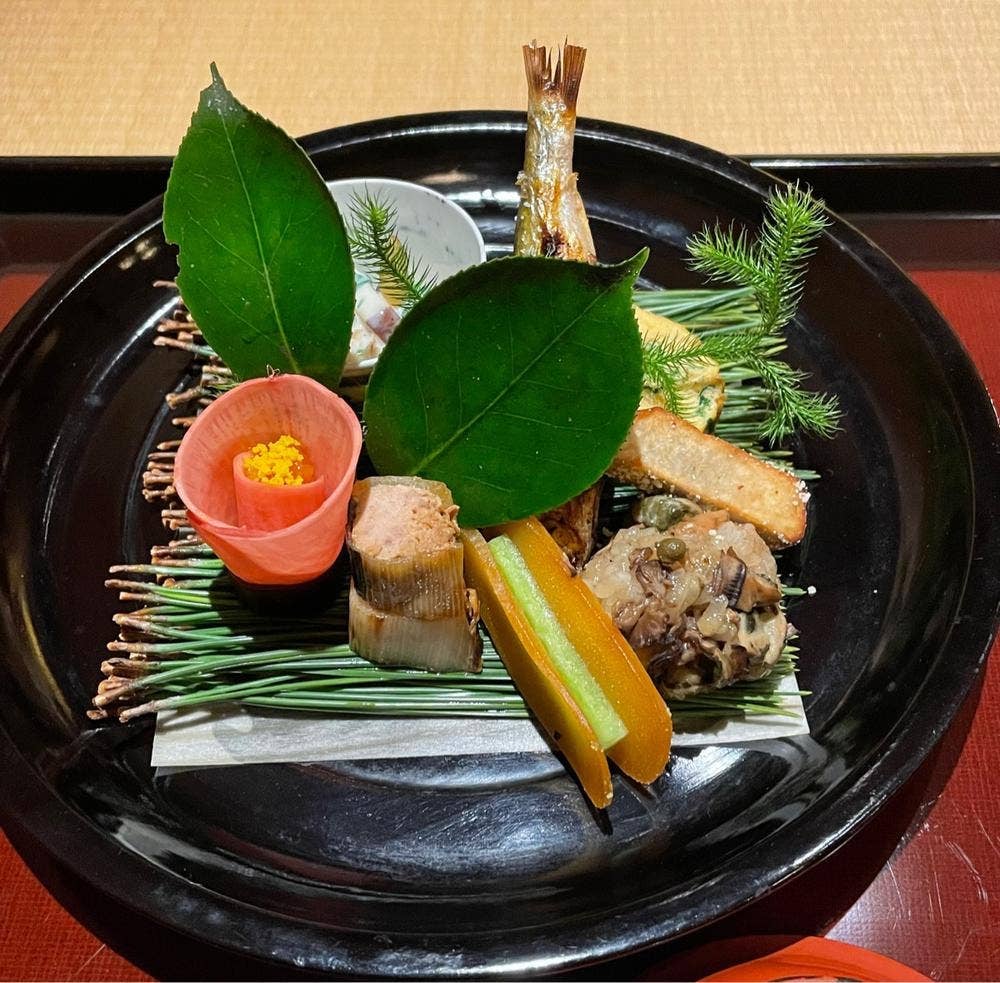 青蓮院門跡前 月おか