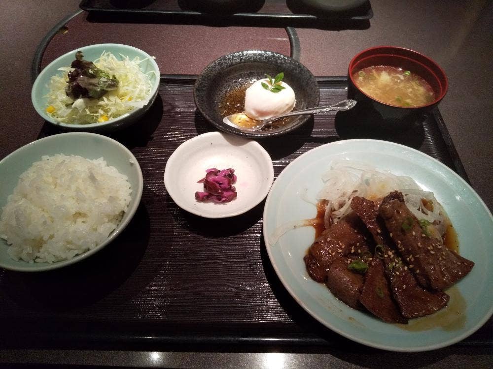 肉処倉なんばパークス店