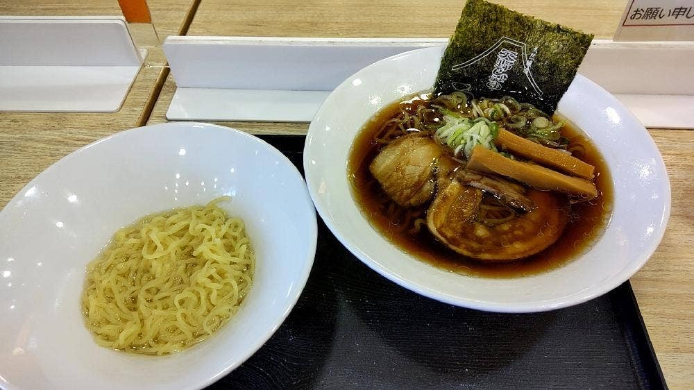 中華万里 EXPASA足柄下り