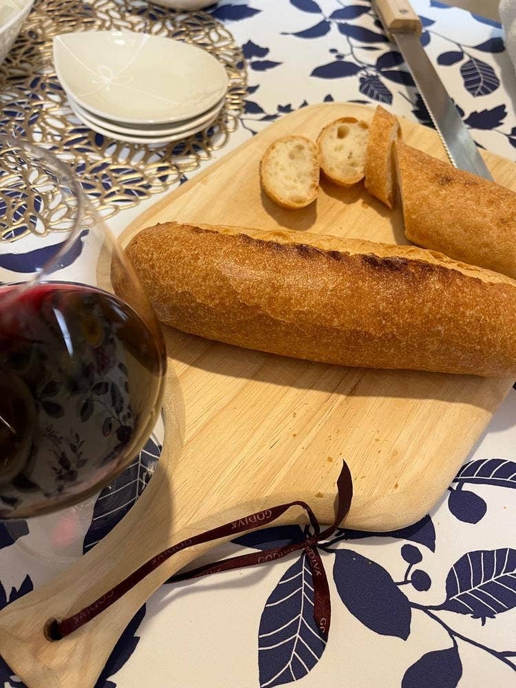 M.BREAD