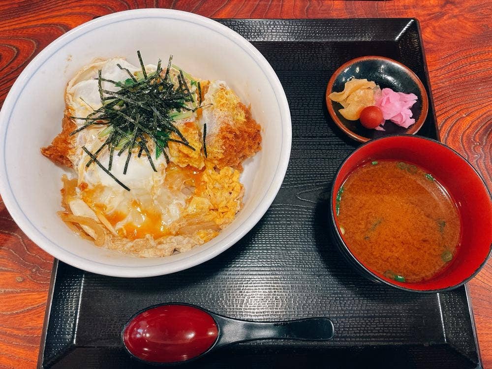 とんかつ稲 仲町台駅前店