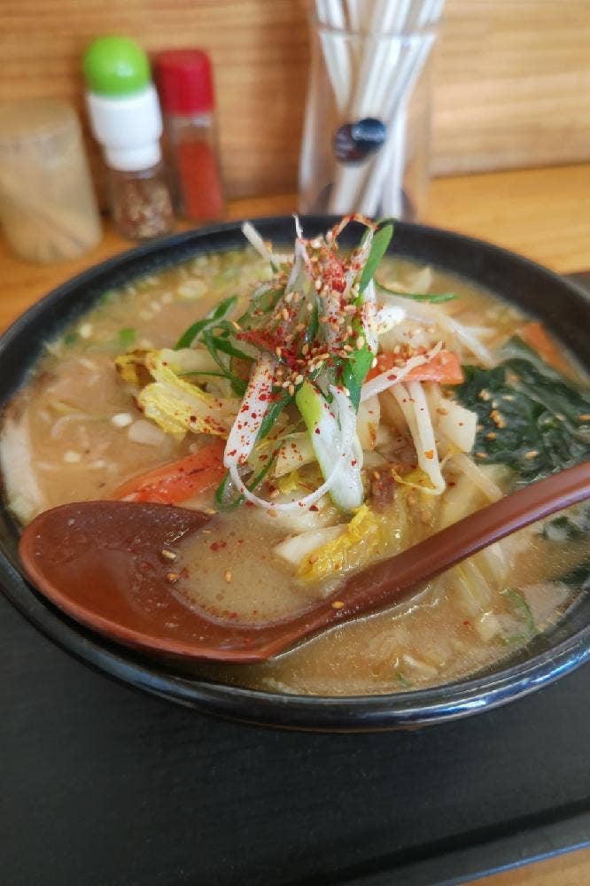 らあめん 三日月屋