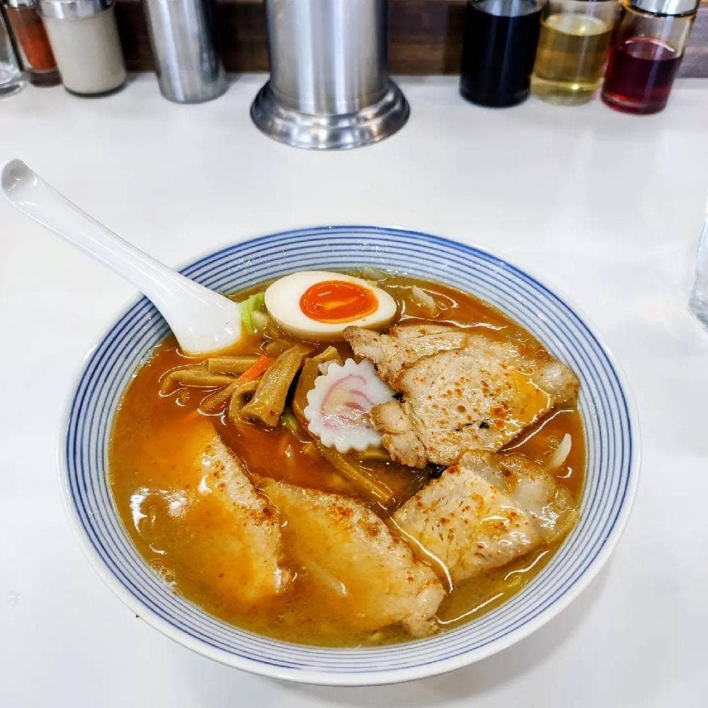 温泉ラーメン 八方美人