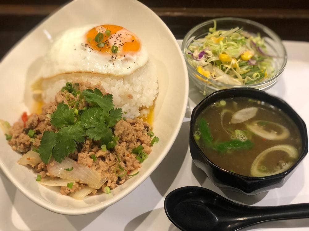 asian dining サンティ