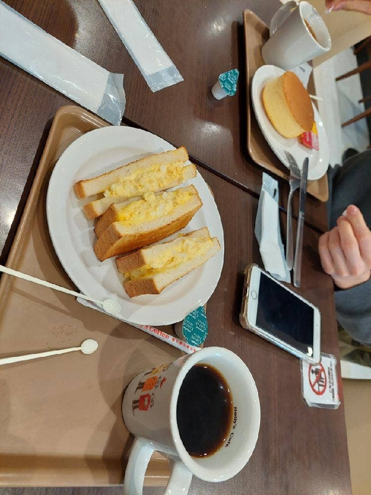 ホリーズカフェ 垂水店