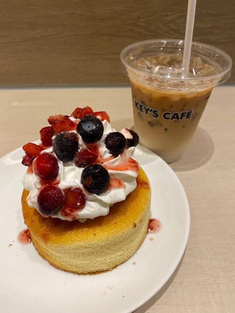 KEYS CAFE 大阪本町店