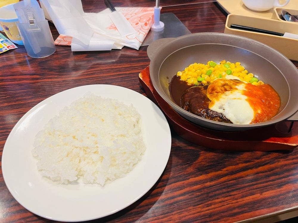 ガスト 札幌美しが丘店