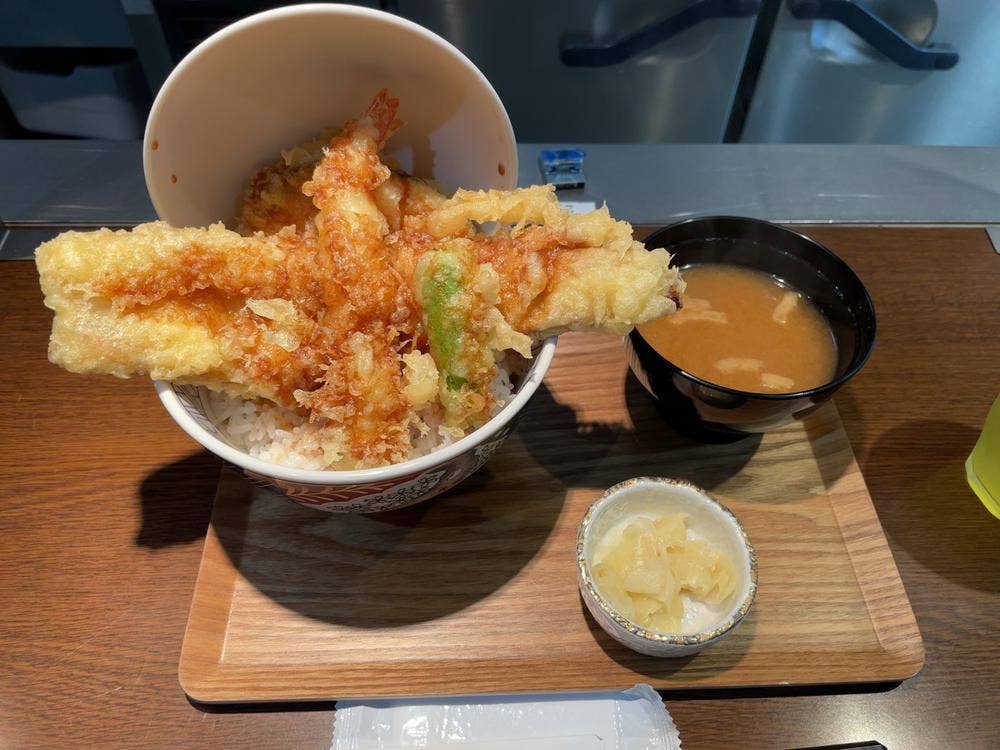 丼ぶり 天晴 大井町店