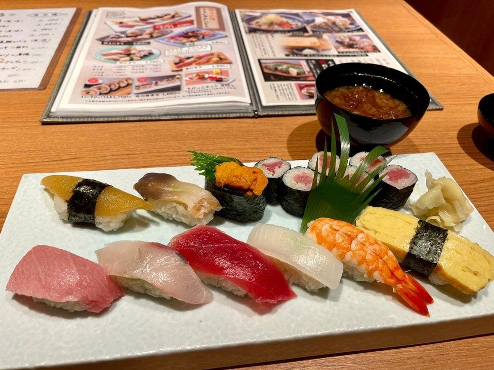 すし波奈まとい亭 五井グランドホテル店