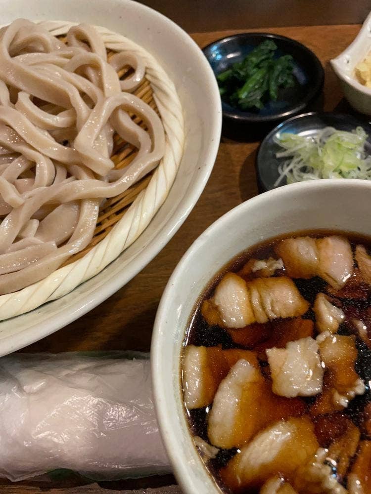 炭豚豚