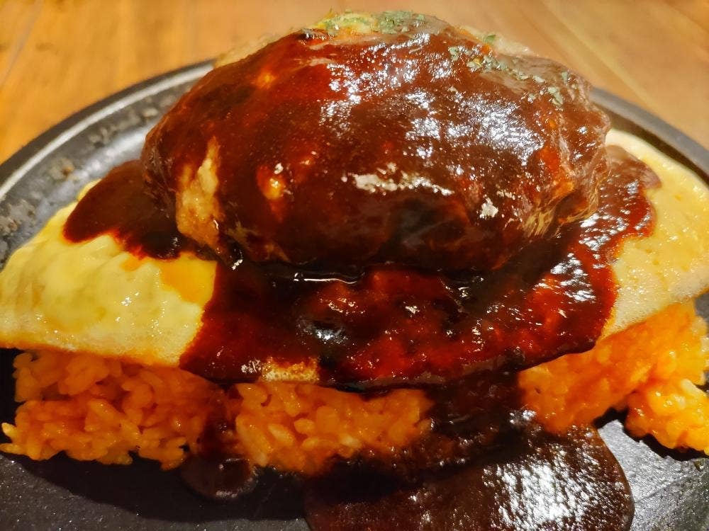 神戸元町ドリア KITTE博多店