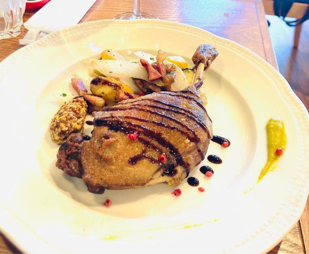 BISTRO chaleureux