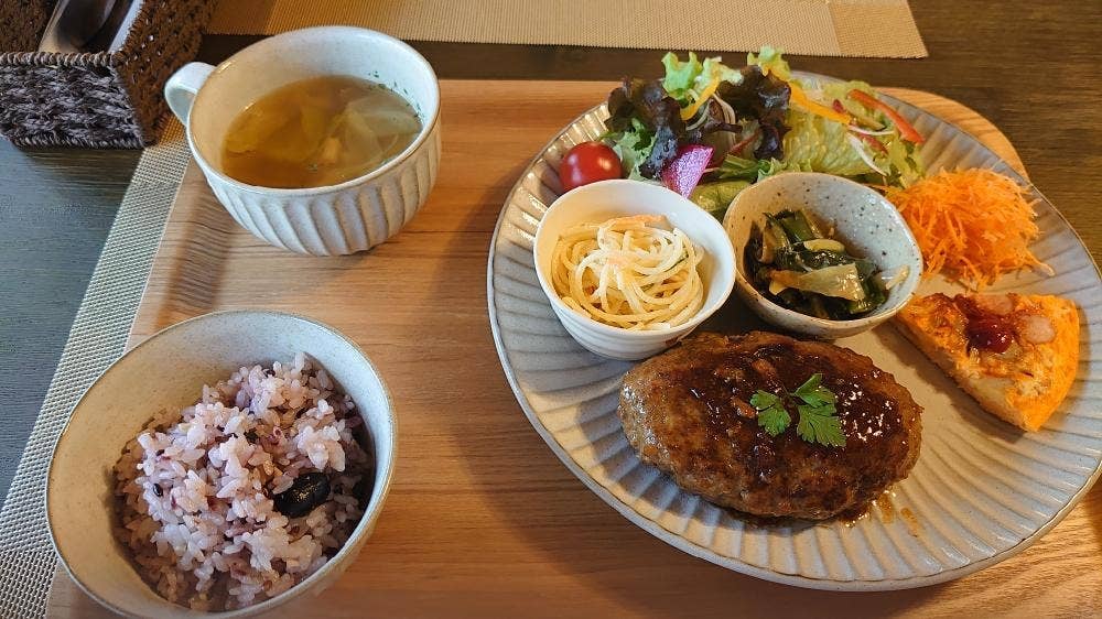 Rose Garden Cafe 花音