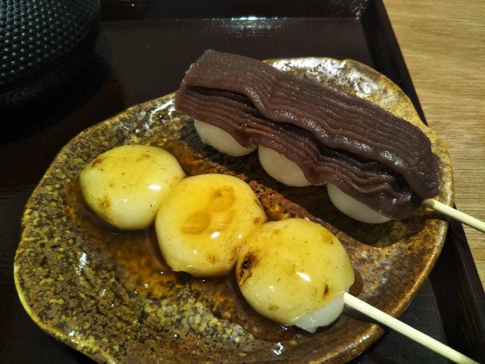 み MITARASHI DANGO by kolme kyoto