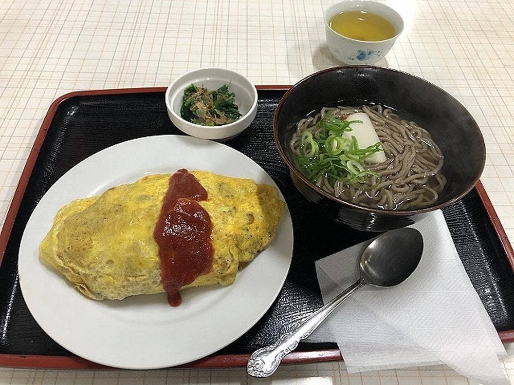 銀ツバサ食堂