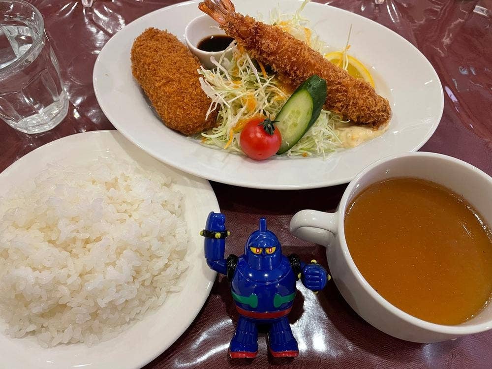 洋食 フェリーチェカルネ
