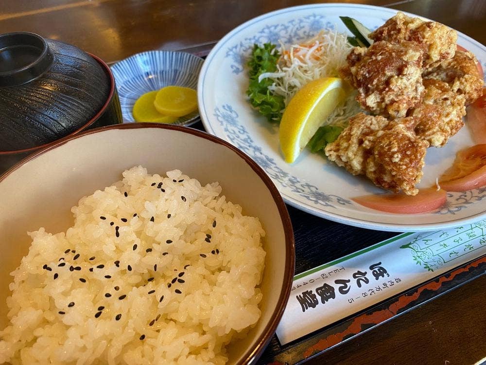ぼたん食堂