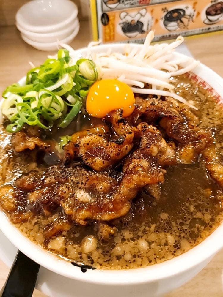 肉汁麺 ススム
