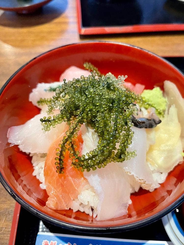 海鮮 すし 島料理 サバニ船