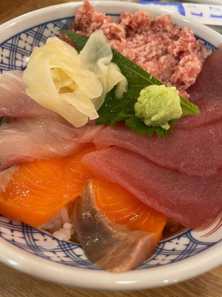 磯丸水産 歌舞伎町セントラルロード店