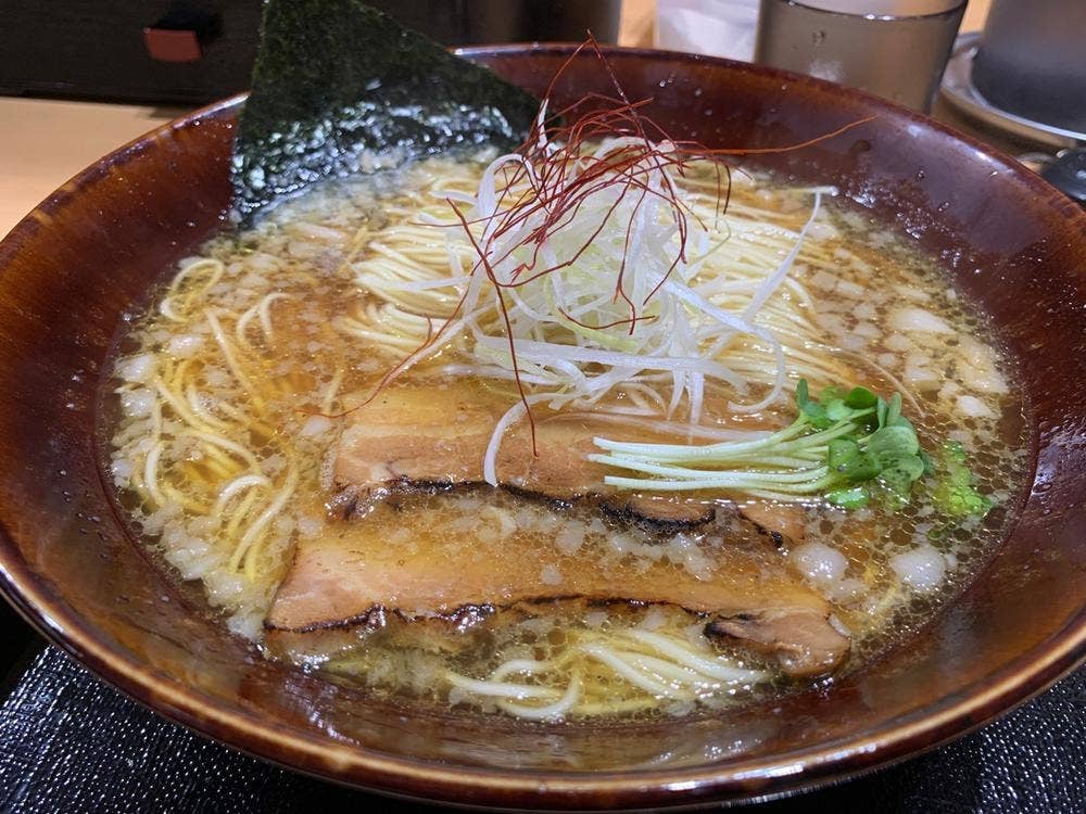 麺屋 かどで