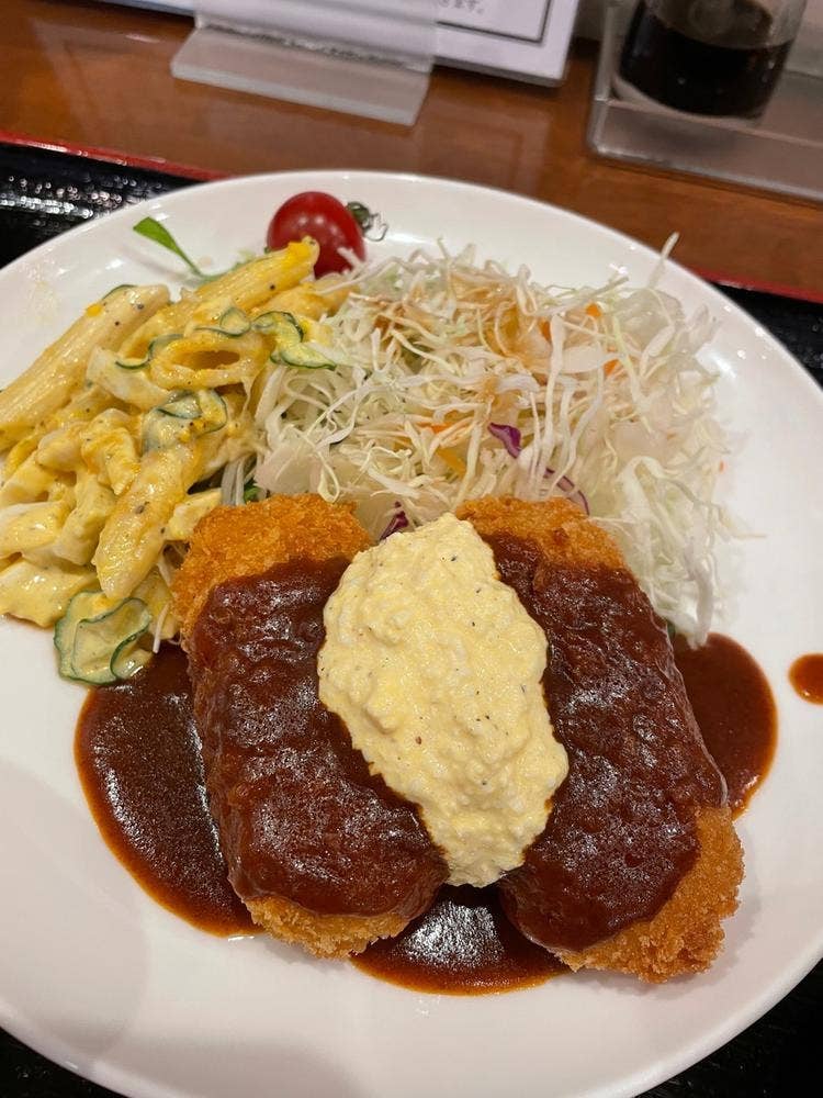 洋風キッチン あらえびす