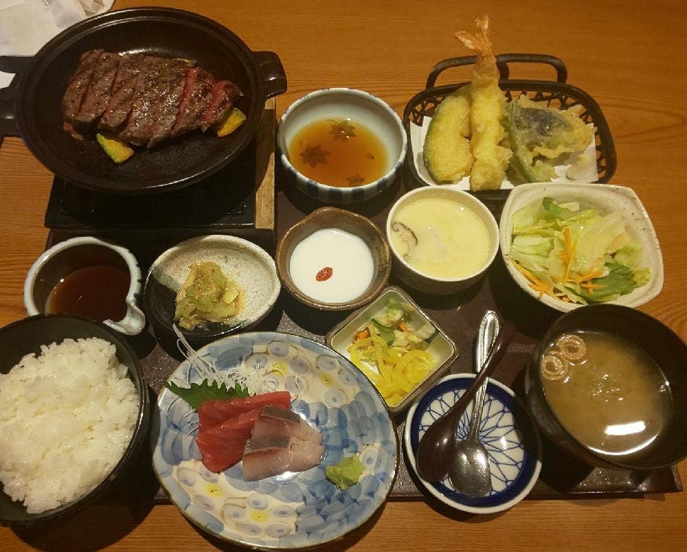 海山亭いっちょう 戸祭店