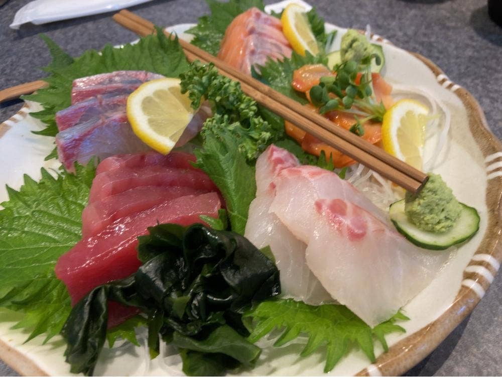 お食事処 かつら亭