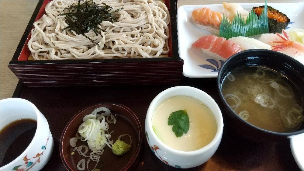 とんでん 鳩ヶ谷店