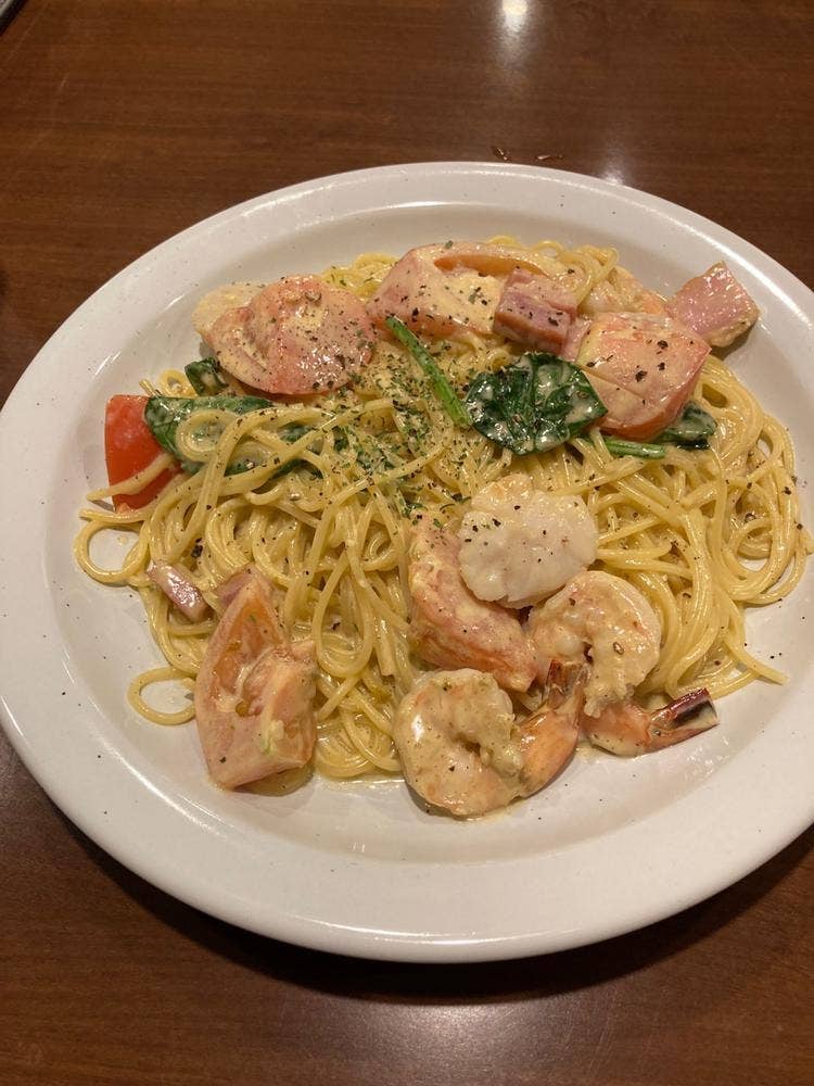 サンピアザメトロモール地下3Fチロリン村