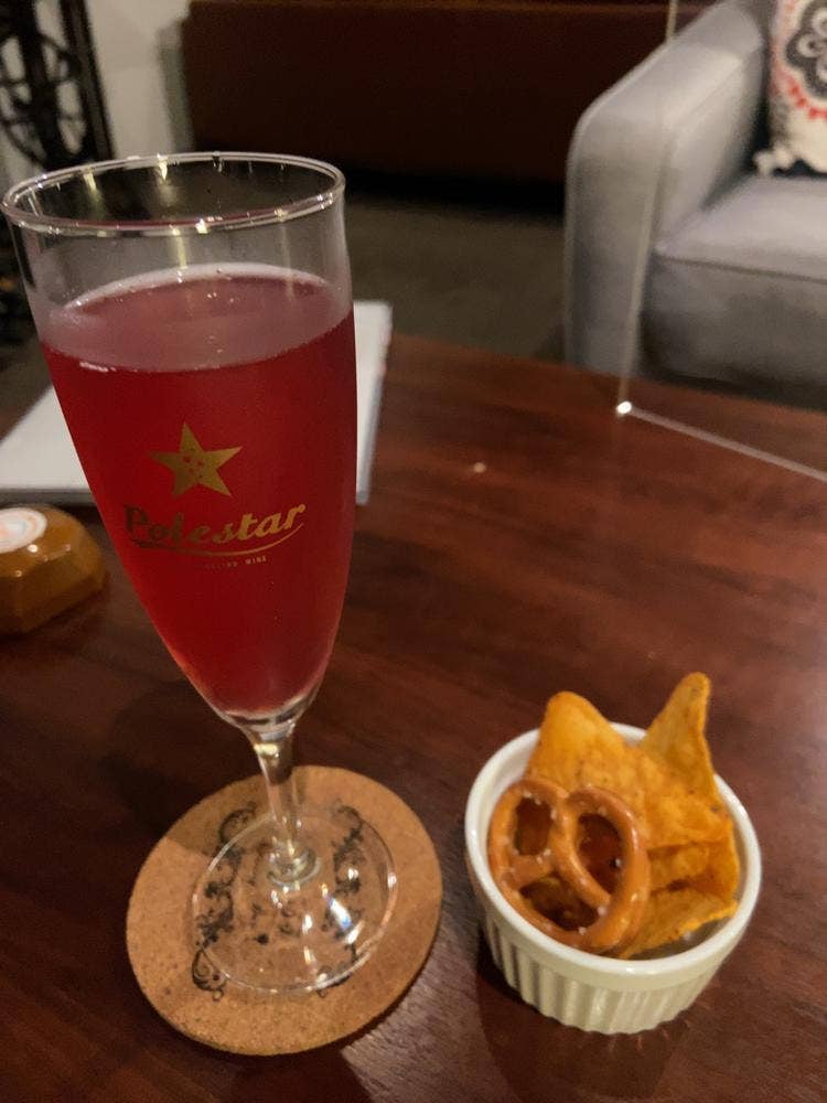 Living Bar Le 333