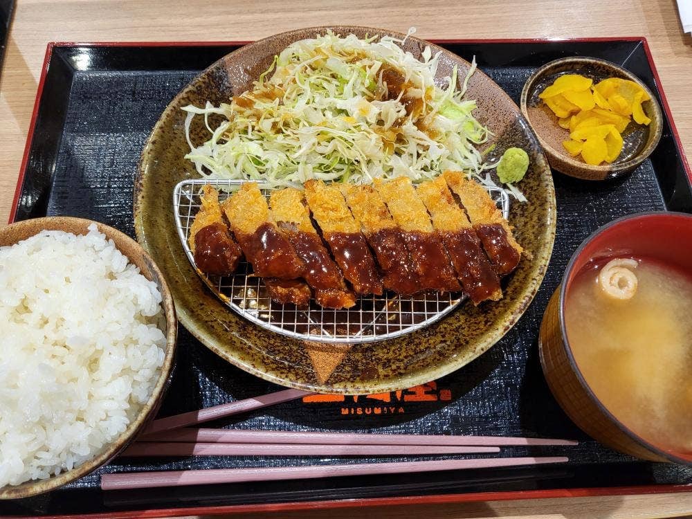 三角屋 イオンモールとなみ店