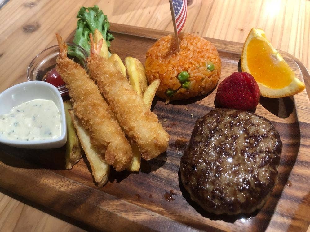 Coral Kitchen at cove