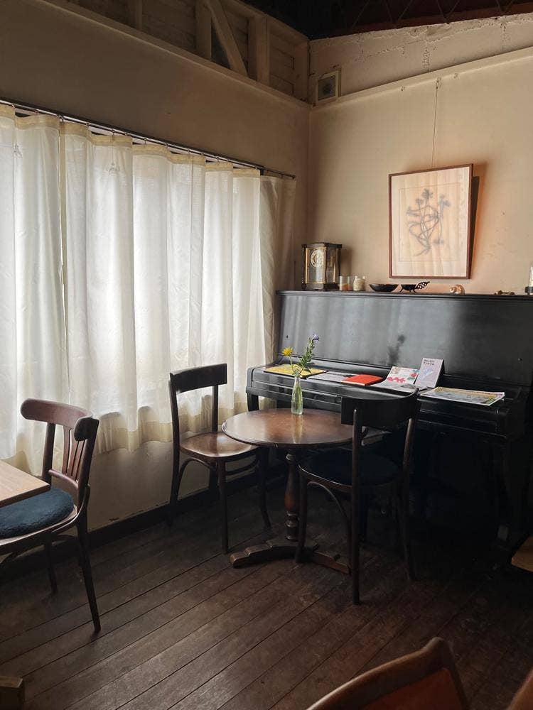 Cafe & Gallery Kanka 閑花