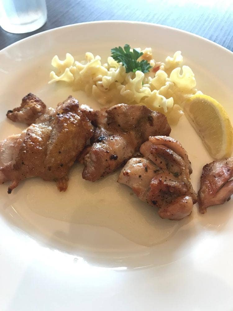 フォルクス 港南台店