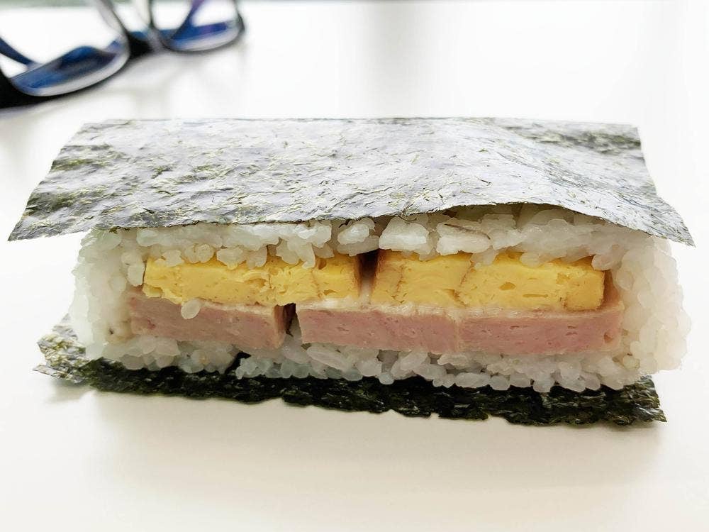 おにぎらず専門店 笑屋