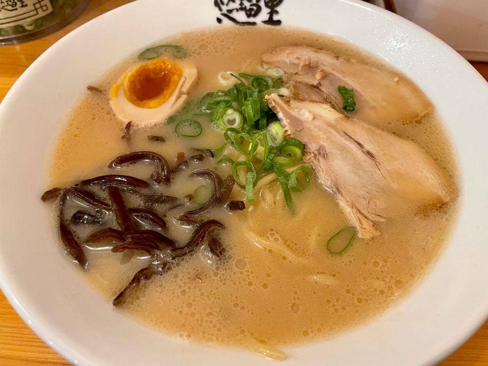 悠瑠里