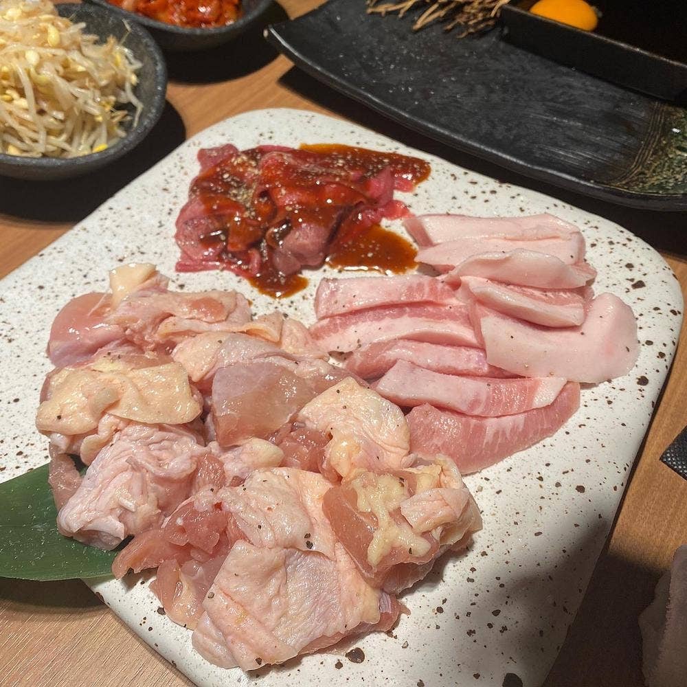 焼肉・にくなべ屋 神戸びいどろ 大船店