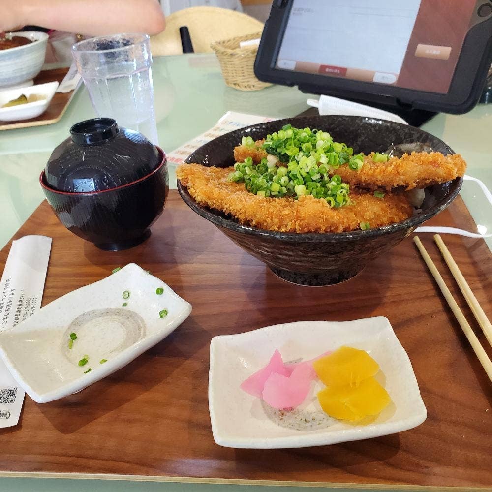 地場産食材 寳 TERAS