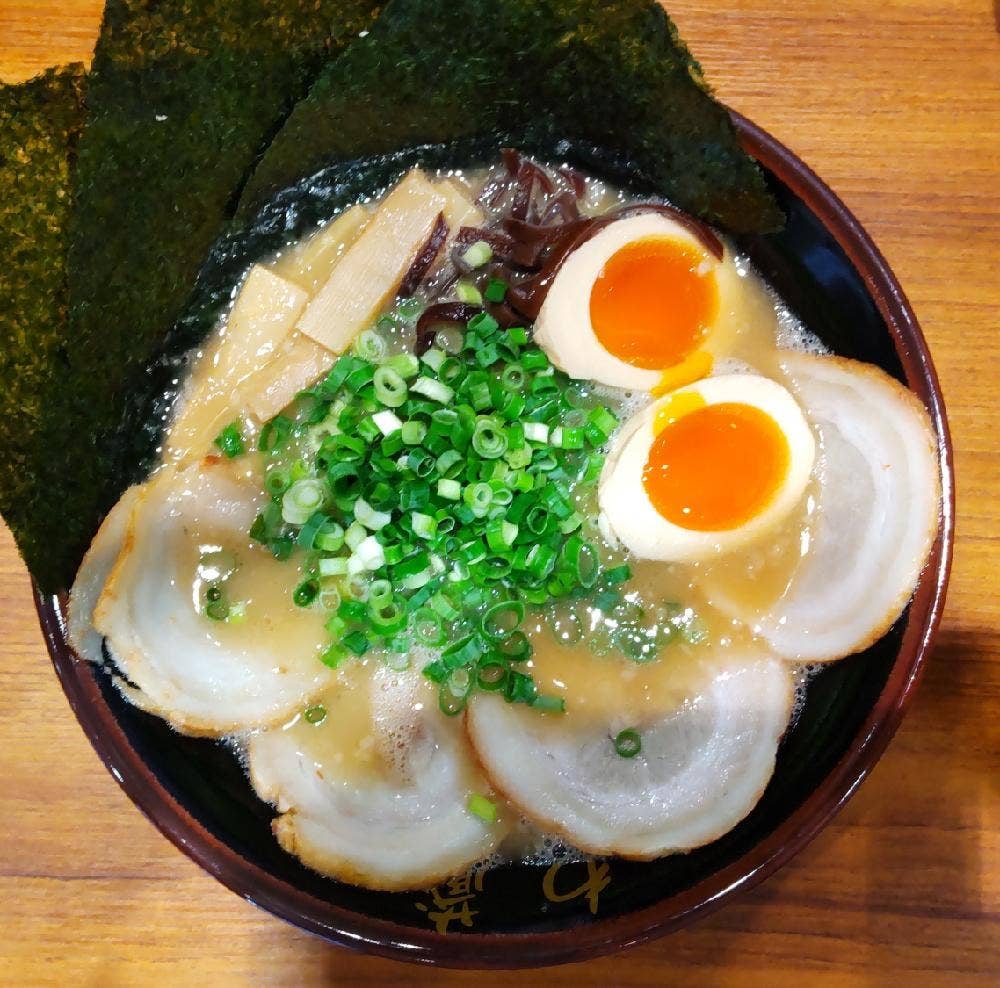 博多とんこつラーメン わ蔵 御徒町店