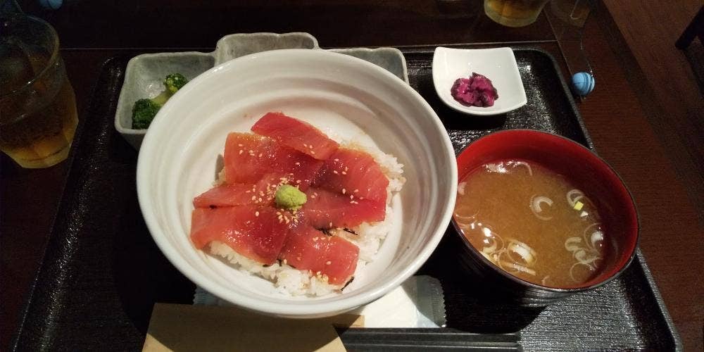わらく