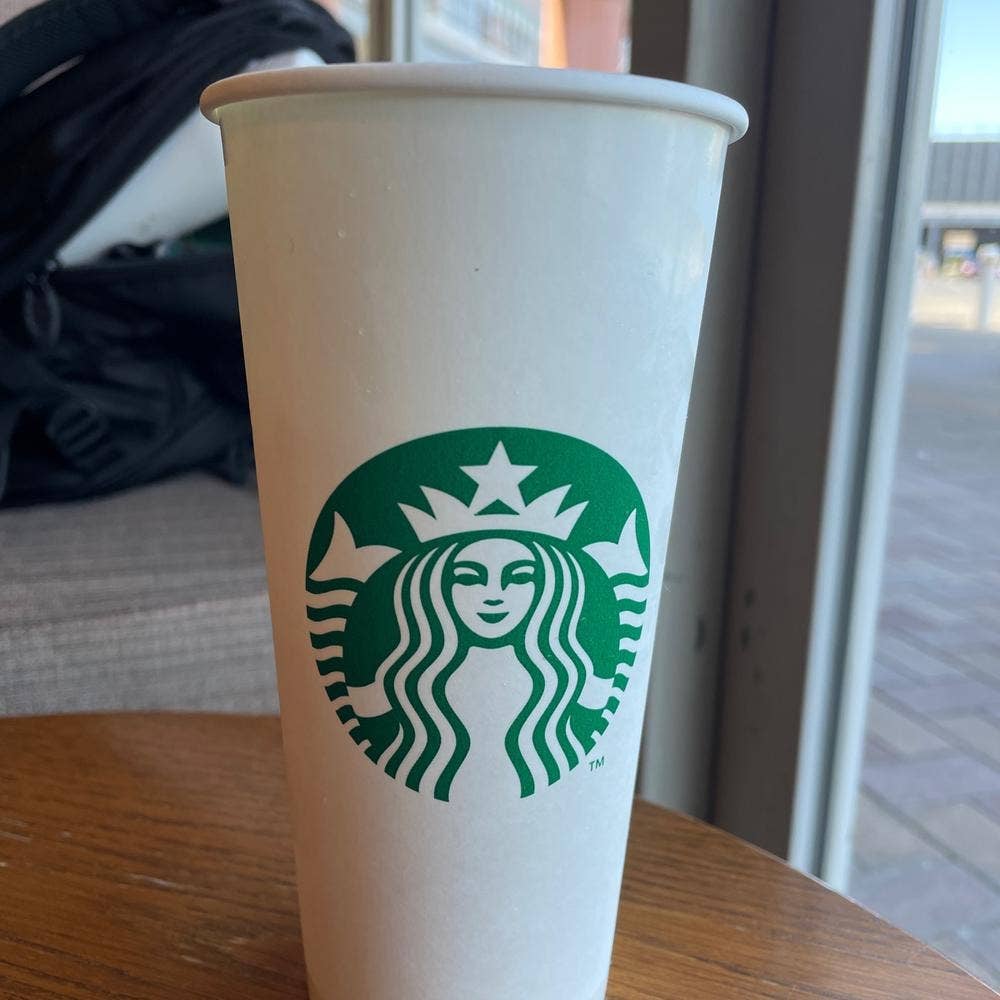 スターバックス コーヒー イオンモール新居浜店