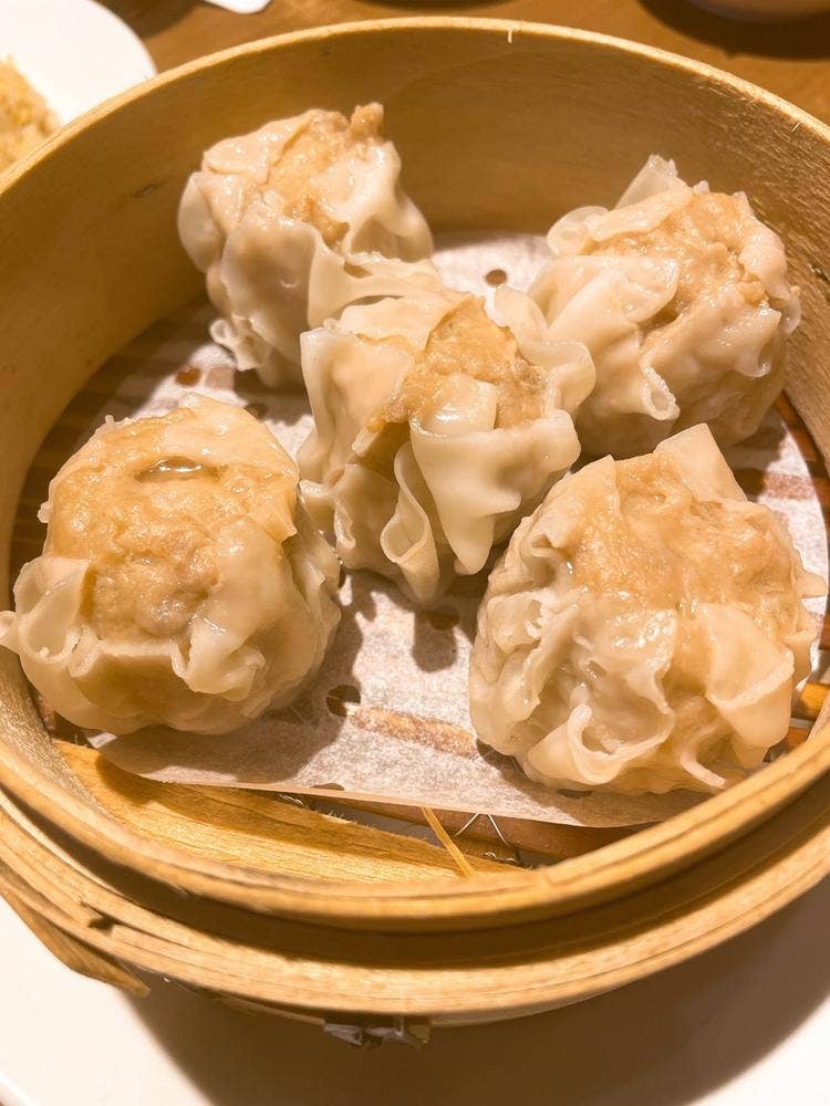 酒麺亭 潤 燕総本店