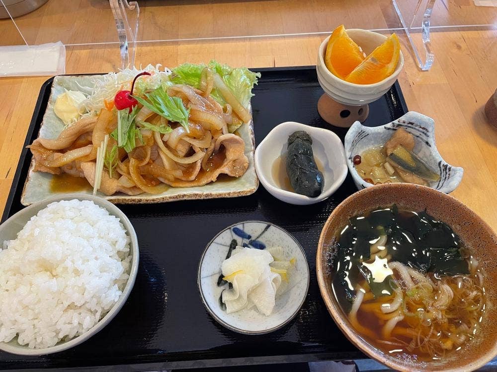 なすび食堂