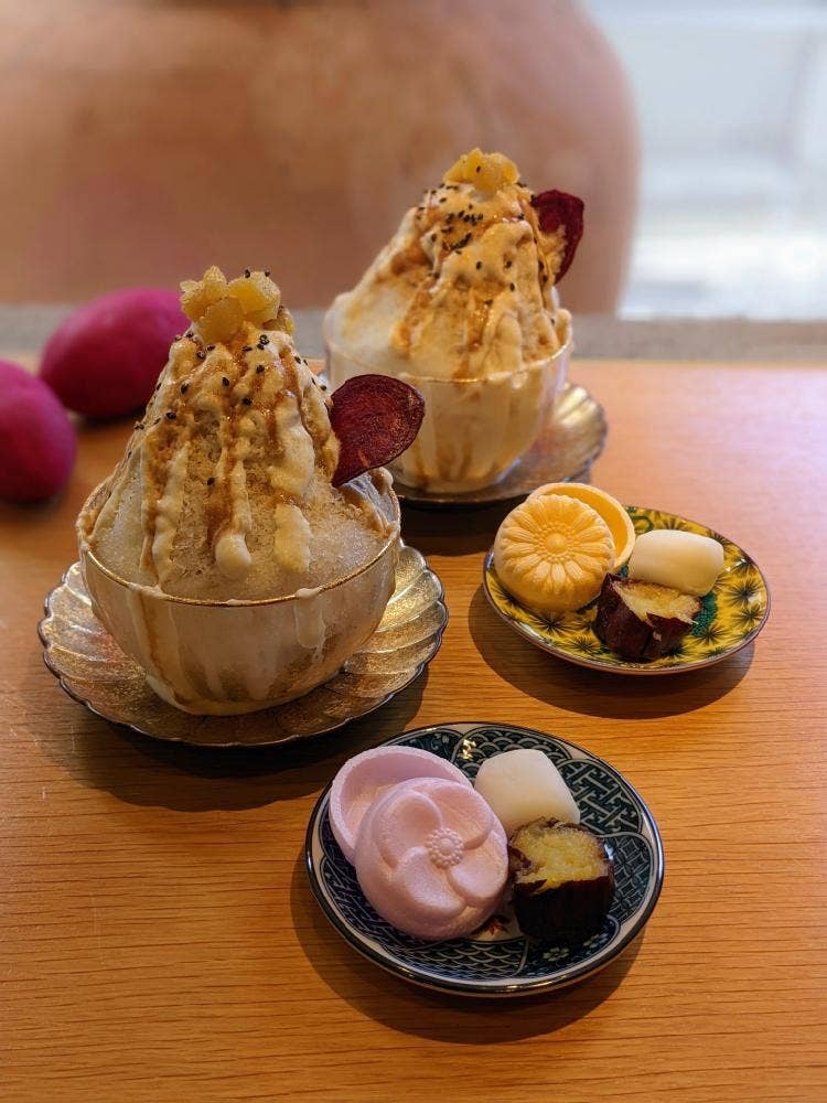 三日月 つぼ焼きいもcafe