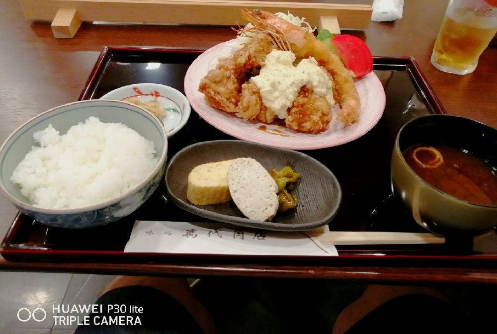 萬代
