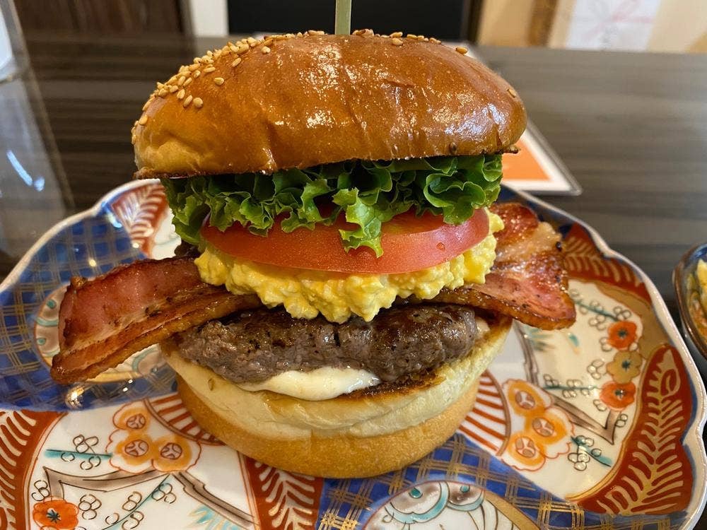 ハンバーガーのオクノ