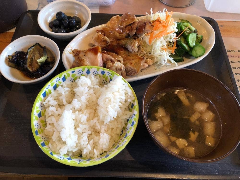 アミューズ